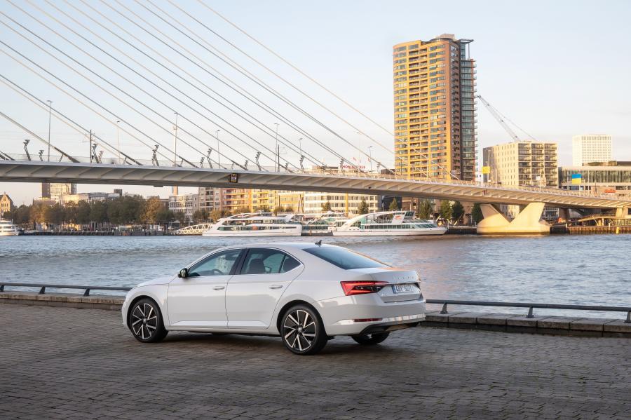  Skoda Superb iV 2019 года  (WW) (фото 24 из 55)